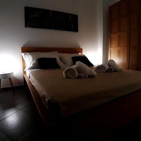 Ferienwohnung Casina Al 32 Palermo Exterior foto